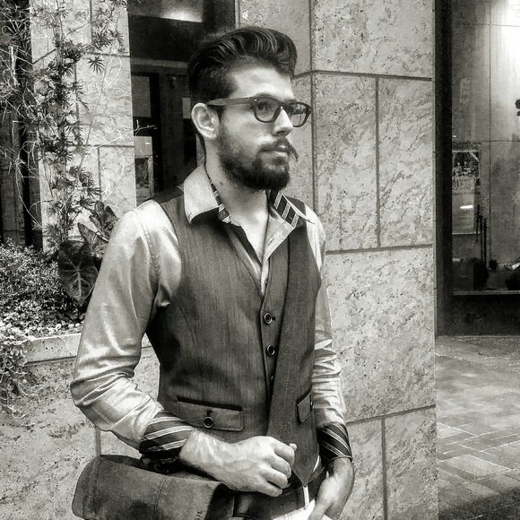 Profile Picture of Mike Crotti (@invaled) on Poshmark