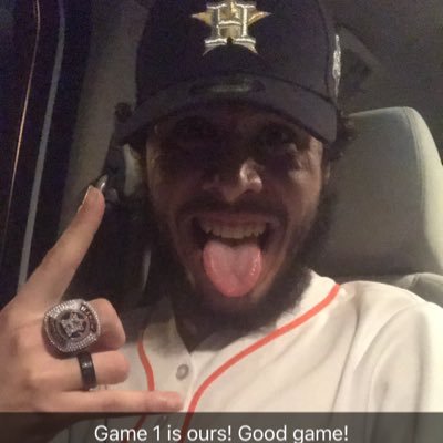 Profile Picture of Dylan Champagne (@ALilChampagne) on Twitter