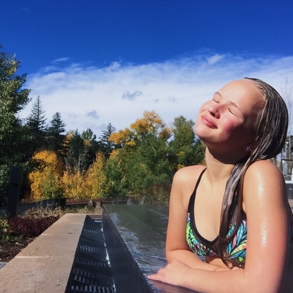 Profile Picture of Jillian Axton (@jillian_kit) on Poshmark
