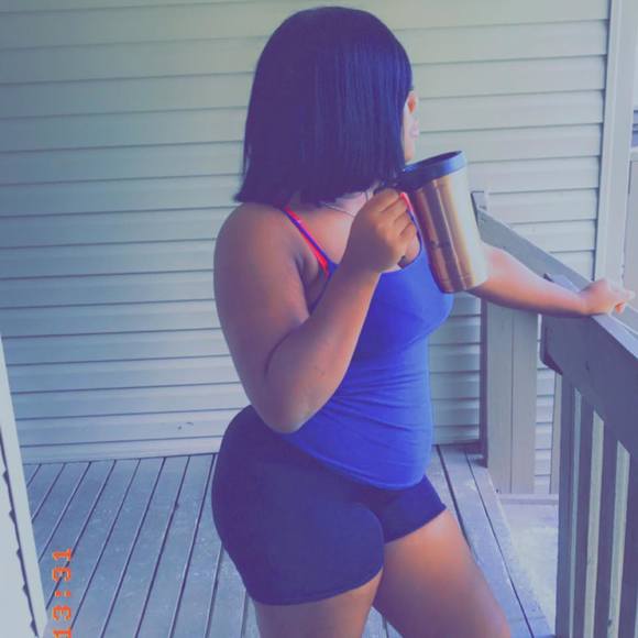 Profile Picture of Brèã Brèā (@breanna_188) on Poshmark