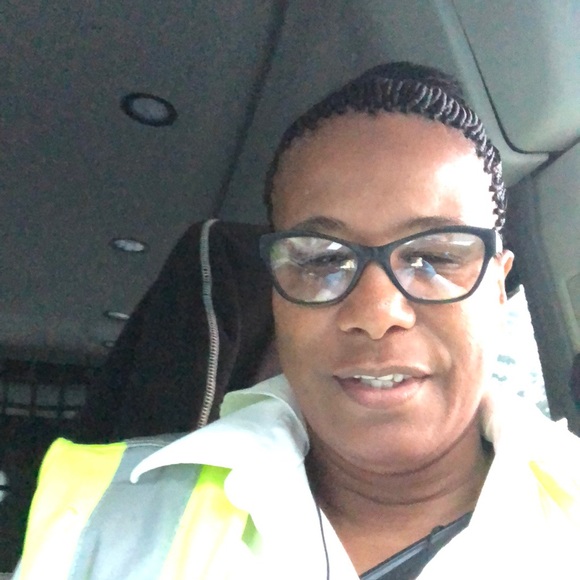 Profile Picture of Carla Fore (@ms541964) on Poshmark