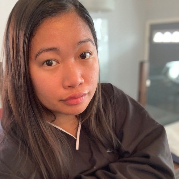 Grace Ciubal - Poshmark Profile Picture of Grace Ciubal (@graceciubal) on Poshmark