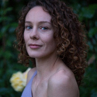 Profile Picture of Lucy Brown | Scott (@lucybrowntweets) on Twitter