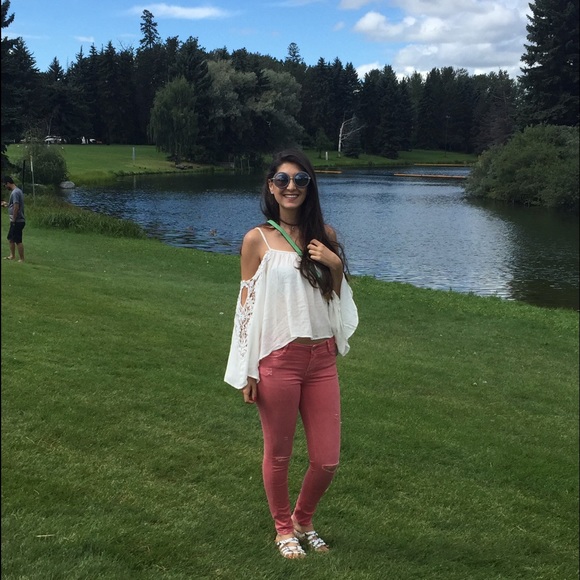 Profile Picture of Nancy Kamal (@nudy26) on Poshmark