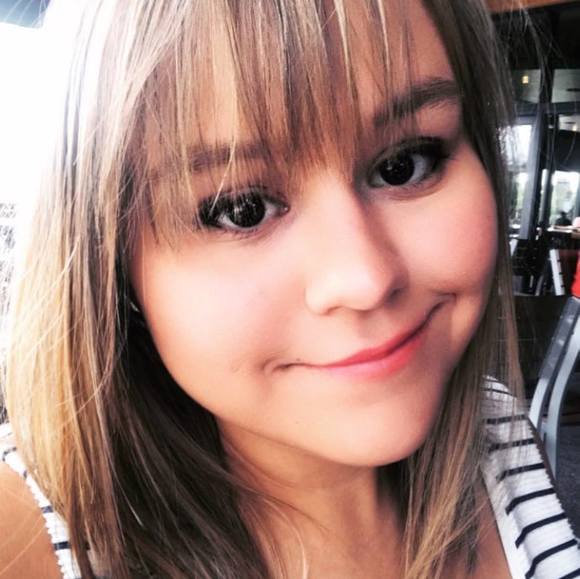 Profile Picture of Amanda Feldmeyer (@jeridith) on Poshmark