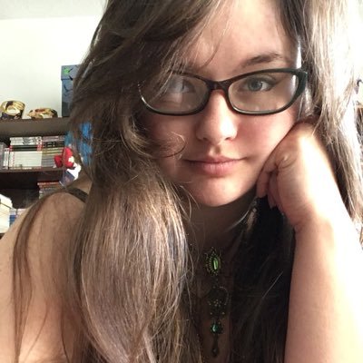 Profile Picture of Tiffany Riggins (@thelibrarian_T) on Twitter