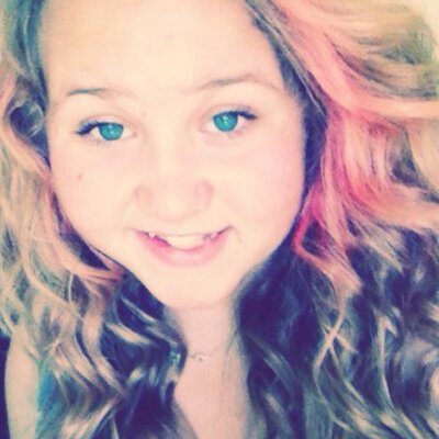 Profile Picture of Autumn Paige (@autumn_silvers) on Twitter