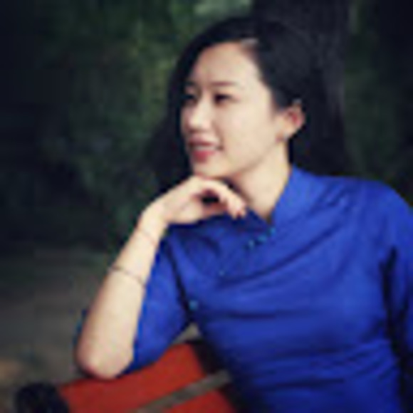 Profile Picture of Ke Wang (@bluetree8808) on Poshmark