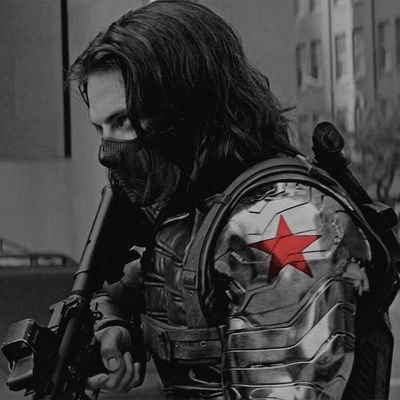 Profile Picture of Raven (long Rest - Log Out) (@estrellamorad_) on Twitter