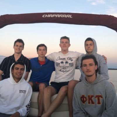 Profile Picture of Tom Spicuzza (@tom_spicuzza) on Twitter