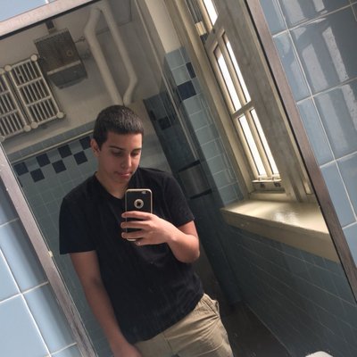 Profile Picture of Brian Collado (@brian_collado32) on Twitter