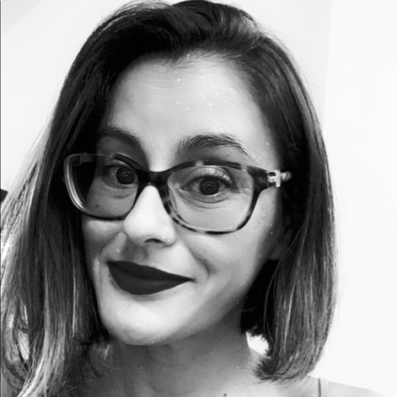 Profile Picture of Andrea Limauro (@andrealimauro) on Poshmark