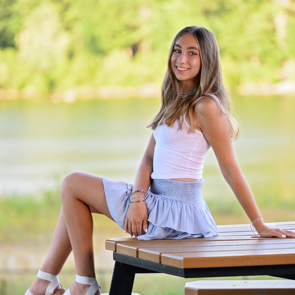 Profile Picture of Kate Heller (@kateheller28) on Poshmark