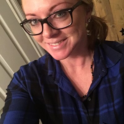 Profile Picture of Lindsay Holm (@lindsayholm26) on Twitter