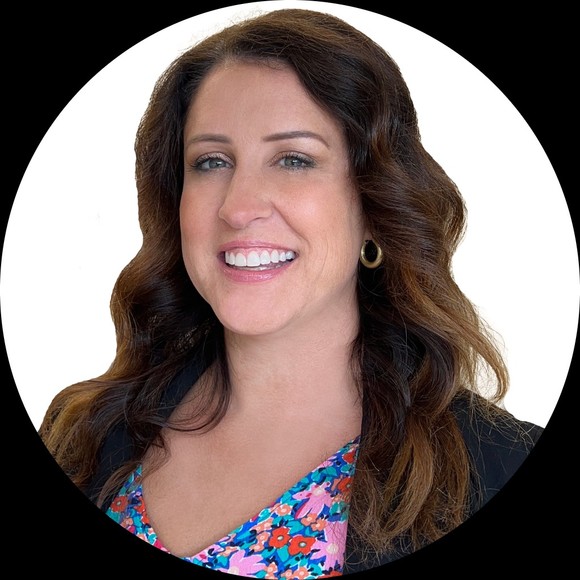 Profile Picture of Lindsay Draus (@l_draus) on Poshmark