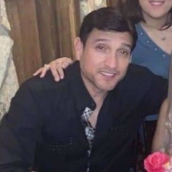 Profile Picture of Fabian Pineda (@fabianpineda538) on Poshmark