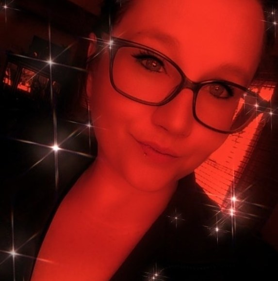 Profile Picture of Kristy Forshey (@forshey24) on Poshmark