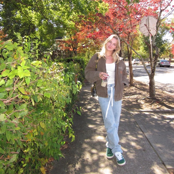 Profile Picture of Payton Ellman (@payton_ellman) on Poshmark