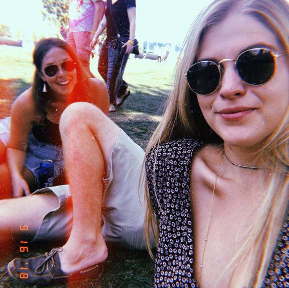 Profile Picture of Madison Fewox (@mfewox) on Poshmark