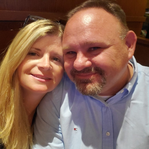 Profile Picture of Bobbette Stout-hall (@bobbettehall) on Poshmark