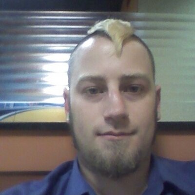 Profile Picture of Alex Burdick (@dudemanbro695) on Twitter