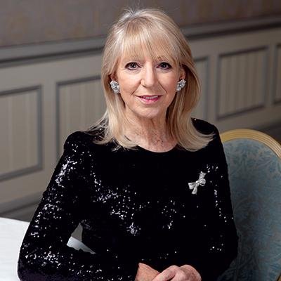 Profile Picture of Pamela Sinclair (@ChiefBarker2016) on Twitter
