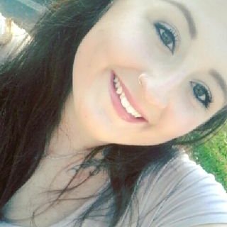 Profile Picture of Alicia Cormier (@@alicia_cormier) on Twitter