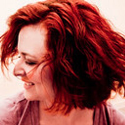 Profile Picture of Julia O'Neil (@OneilJulia) on Twitter