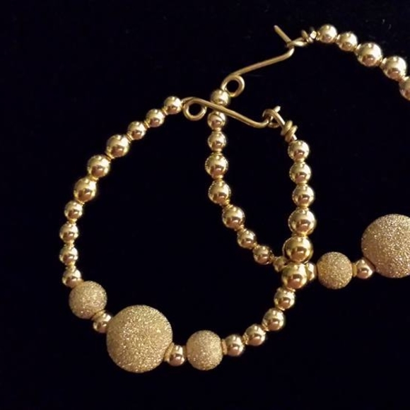 Profile Picture of Kathy Roundtree (@designsbyklr) on Poshmark