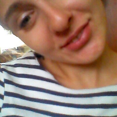 Profile Picture of Adrianna Ostapowicz (@the_adrianne) on Twitter