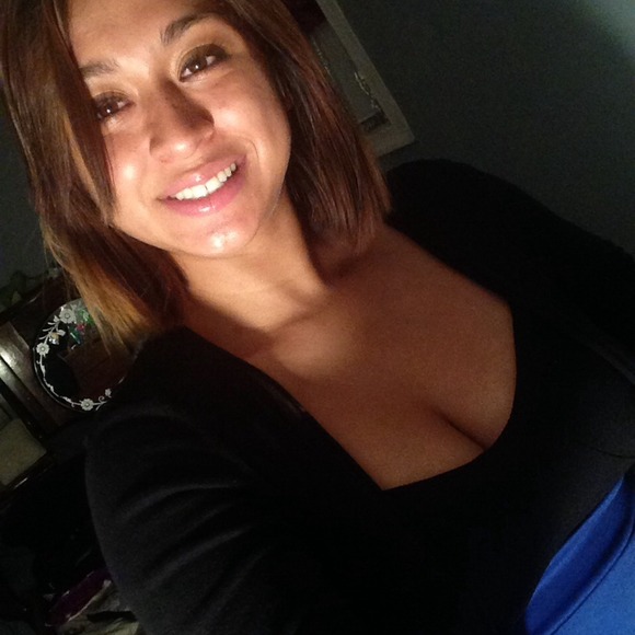 Profile Picture of Ruby Serpas (@ruby1015) on Poshmark