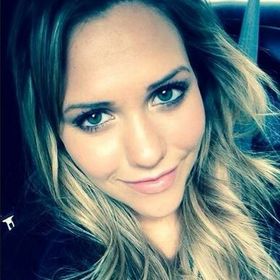 Profile Picture of Bella Bradley (@isisvenzeioseop) on Pinterest