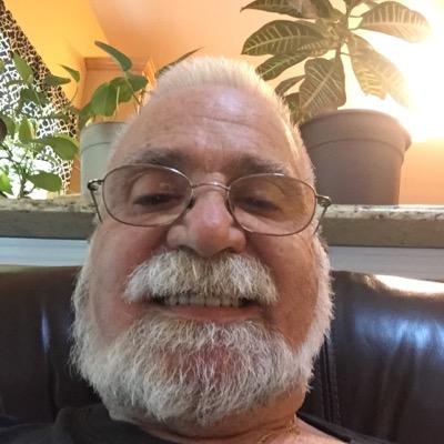 Profile Picture of Richard Rosenzweig (@rbarryrosen) on Twitter