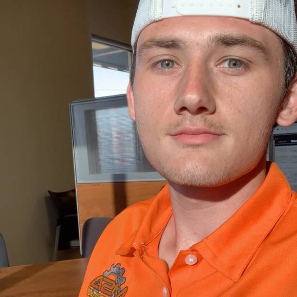 Profile Picture of Dylan Wilcox (@thedylanwilcox) on Poshmark