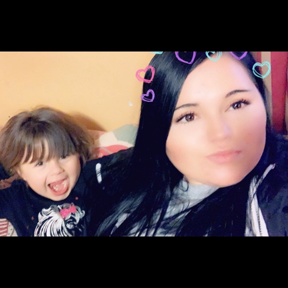 Profile Picture of Autumn Joerger (@snapbacksavyy) on Poshmark