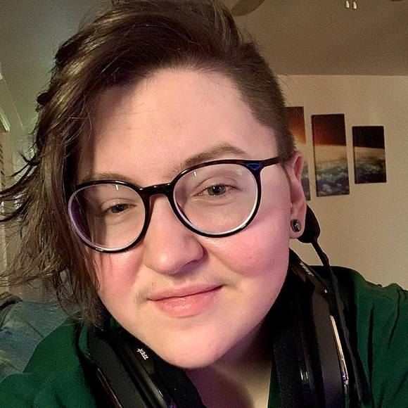 Profile Picture of Tori Reaney (@queerpunk) on Poshmark