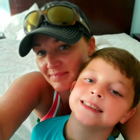 Profile Picture of Trisha Daughtery (@tdq79) on Poshmark