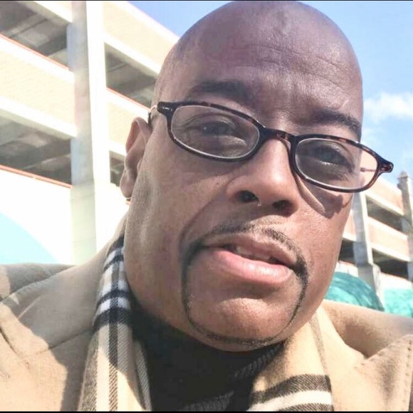 Profile Picture of Kerwin Williams (@drkwillz) on Poshmark