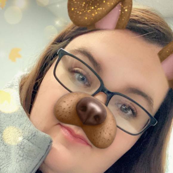 Dakota Hassloch - Poshmark Profile Picture of Dakota Hassloch (@dakotahassloch) on Poshmark