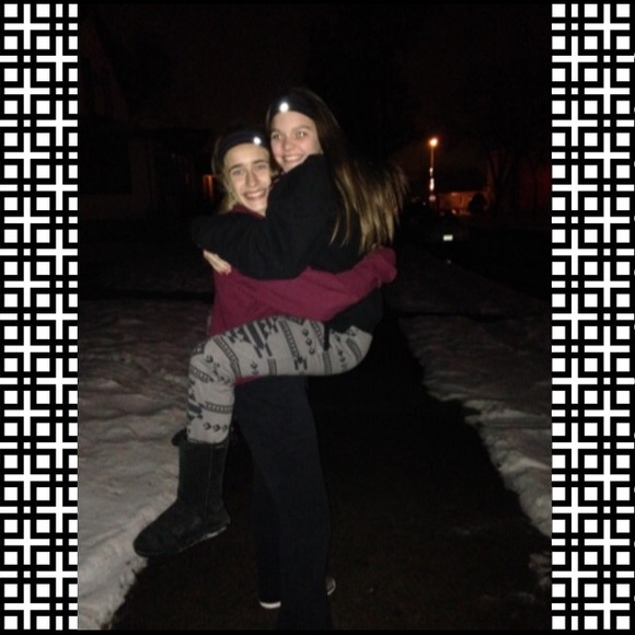 Profile Picture of Alyssa Aaby (@alyssa_aaby) on Poshmark