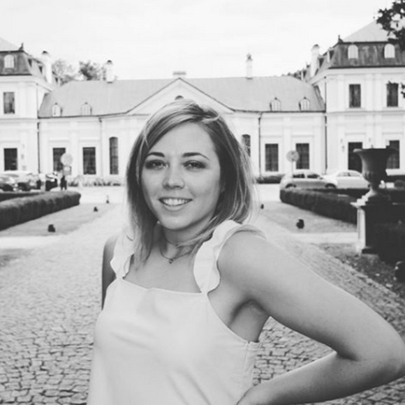 Profile Picture of Natalia Ciolko (@trillnat) on Poshmark