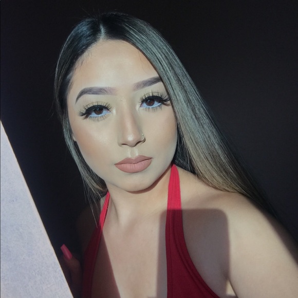 Mayra Sanmiguel - Poshmark Profile Picture of Mayra Sanmiguel (@mayraa_ss) on Poshmark