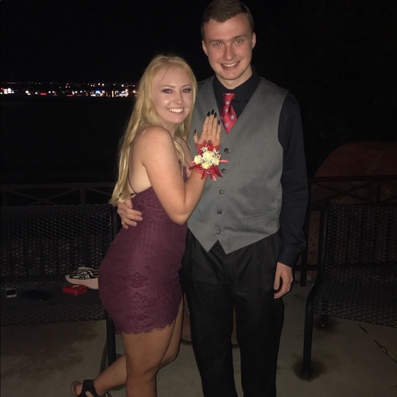 Profile Picture of Alex Tilley (@thetilley) on Poshmark