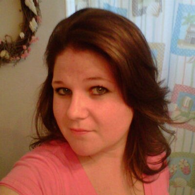 Profile Picture of Amber Harshbarger (@Ambtabulous) on Twitter