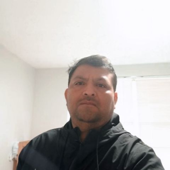 Profile Picture of Gilberto Gonzalez solis (@gilbertogonz751) on Poshmark