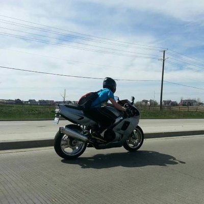 Profile Picture of Brett Levin (@33_Breezy) on Twitter