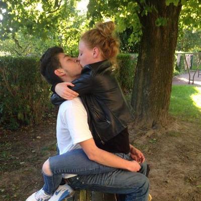 Profile Picture of Savannah-Drew (@PingouinYolo) on Twitter