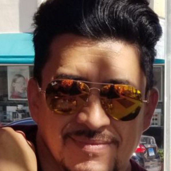 Profile Picture of Fausto Becerra (@fausto101) on Poshmark