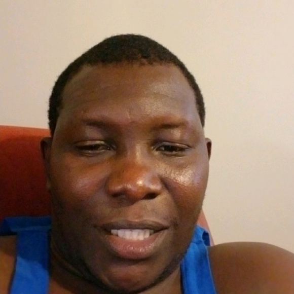 Profile Picture of Samuel Gayflor (@samkiddgayflor) on Poshmark