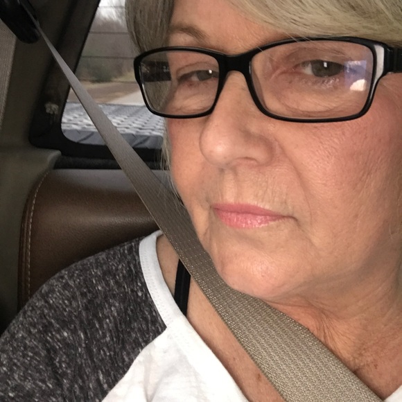 Profile Picture of Debra Mcdowell (@dmcd15) on Poshmark